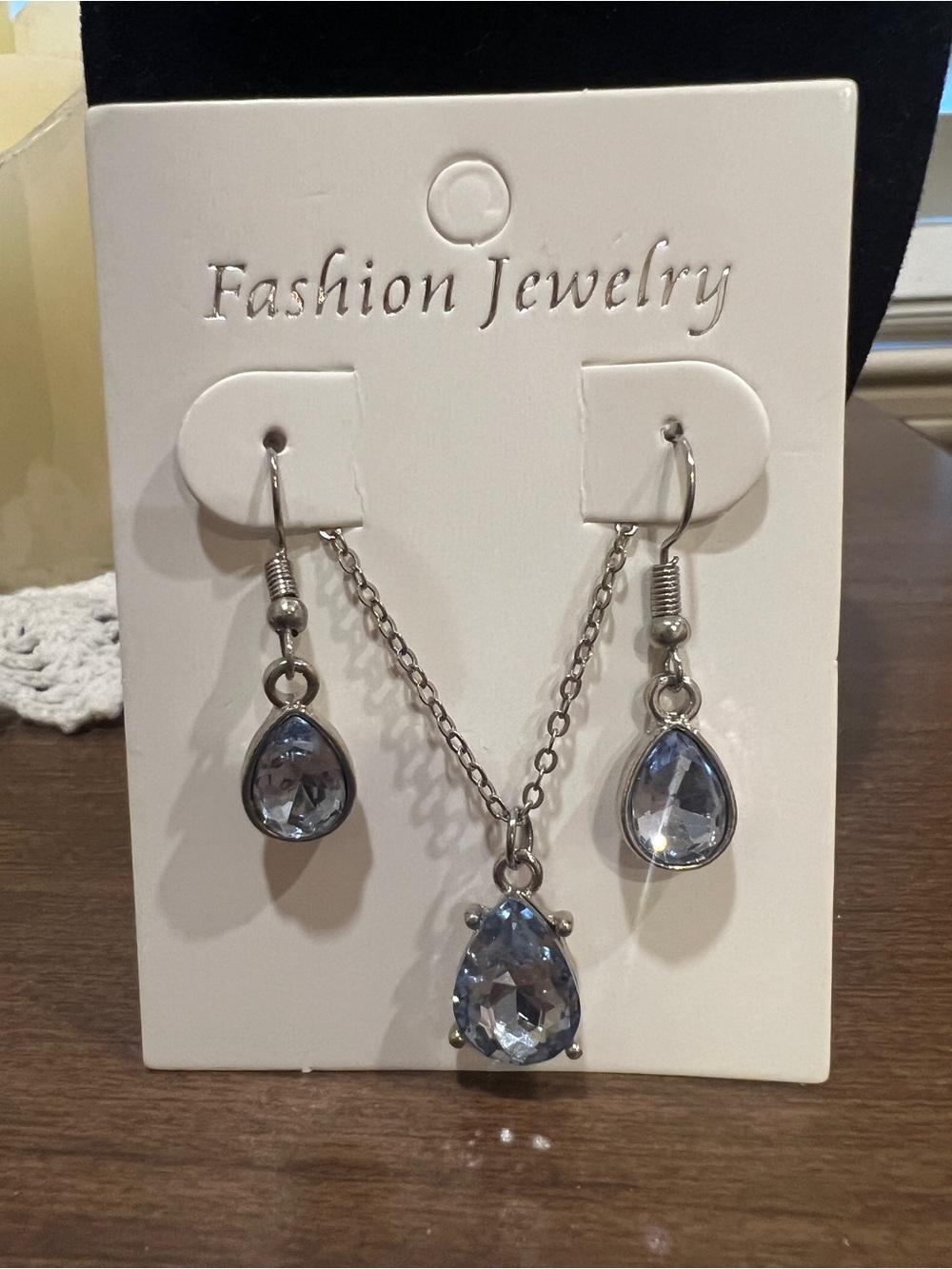 Necklace/Earrings Set